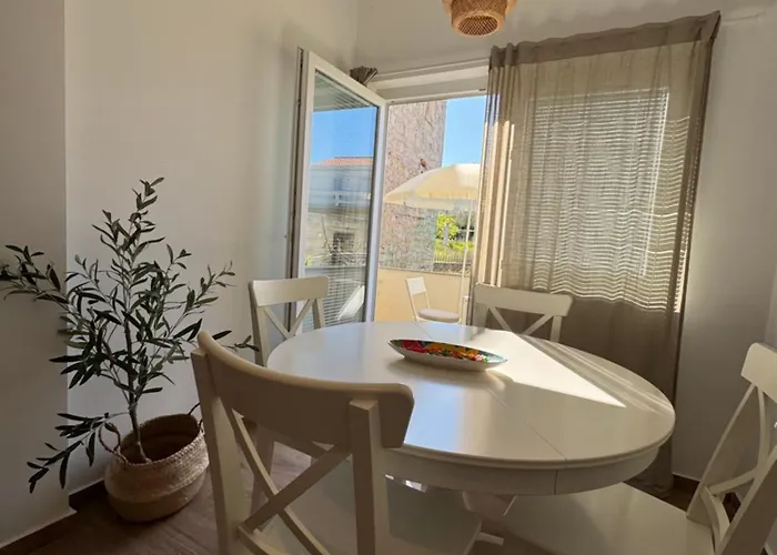 公寓 Apartmant Seaside - Great Location, 2 Min From Beach, Sunny Terrace *