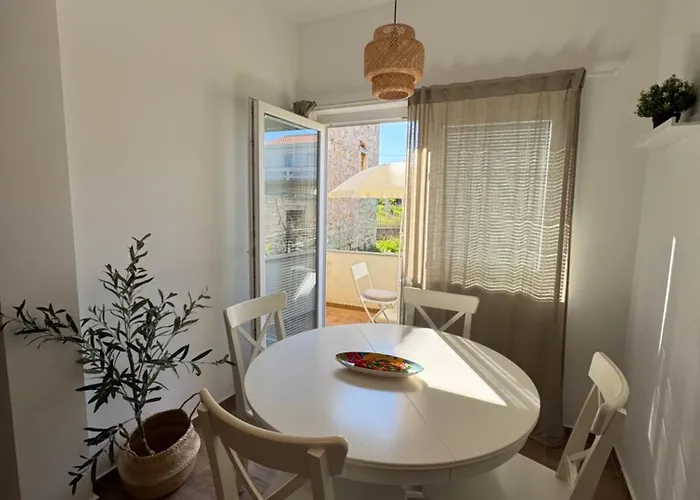 公寓 Apartmant Seaside - Great Location, 2 Min From Beach, Sunny Terrace