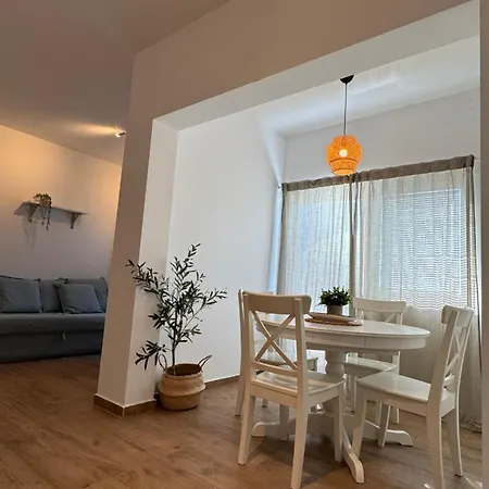 Apartmant Seaside - Great Location, 2 Min From Beach, Sunny Terrace Lägenhet Kukljica